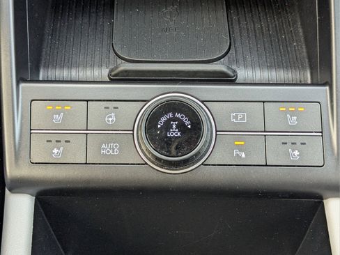 Used 2024 Hyundai Kona Limited AWD/4WD image 25