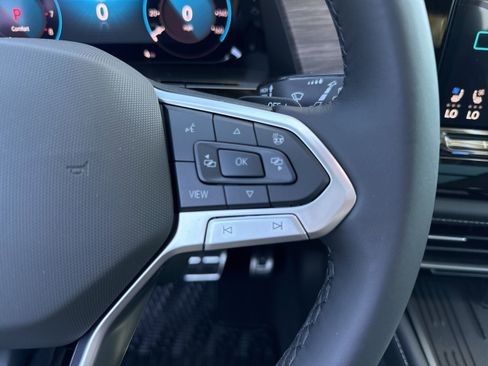 New 2026 Volkswagen Atlas SEL Premium R-Line AWD/4WD image 15