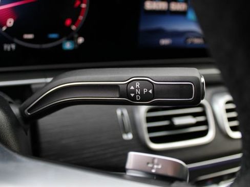 New 2026 Mercedes-Benz GLS 450 4MATIC image 15