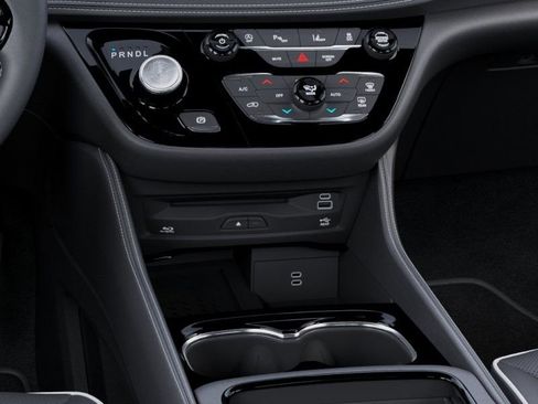 New 2027 Chrysler Pacifica Limited AWD/4WD image 24