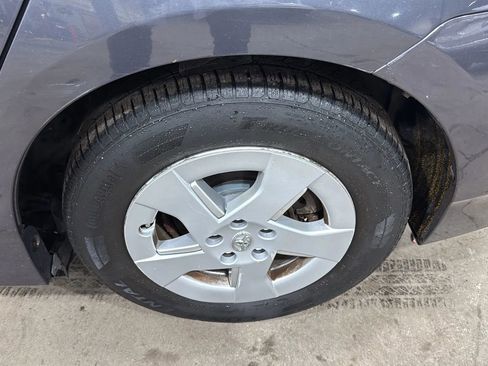 Used 2011 Toyota Prius Two image 9