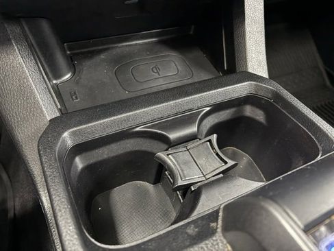 Used 2019 Toyota Tacoma TRD Sport image 9