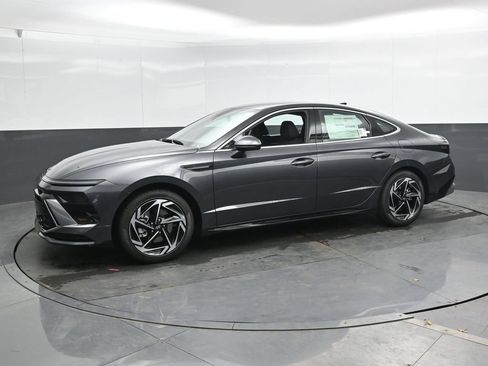 New 2026 Hyundai Sonata SEL FWD image 7