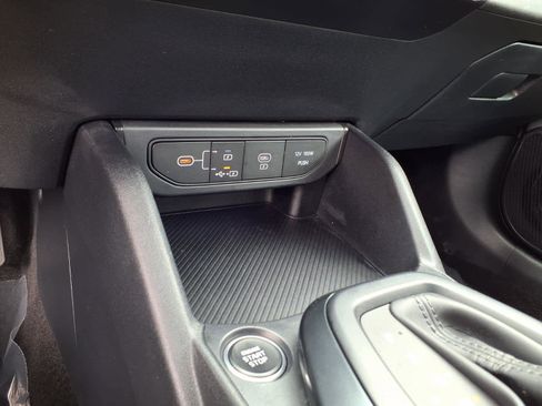 Used 2025 Kia K4 FWD image 14