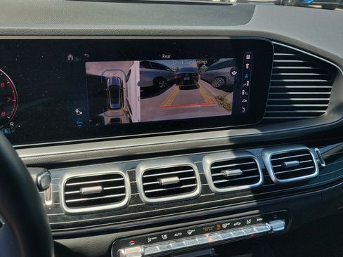 Used 2024 Mercedes-Benz GLE 450 4MATIC image 31