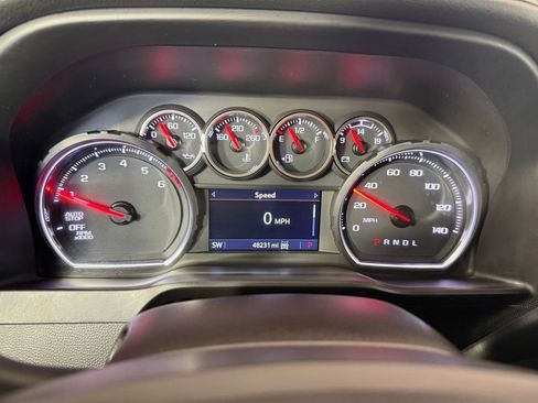 Used 2021 Chevrolet Silverado 1500 LTZ AWD/4WD image 25