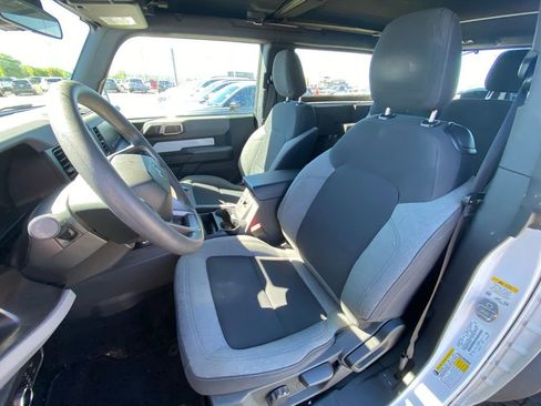 Used 2023 Ford Bronco 2-Door AWD/4WD image 22