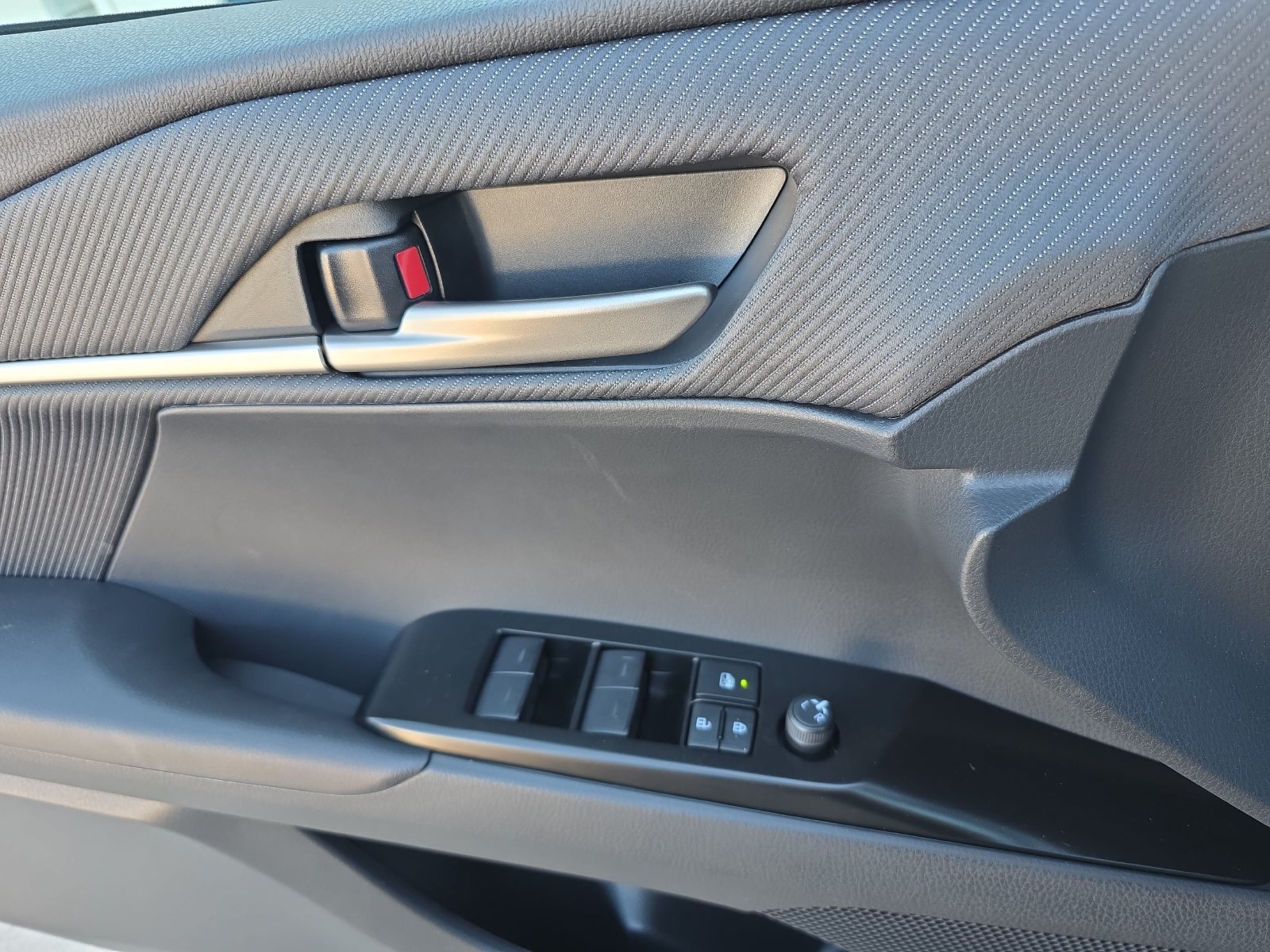 New 2026 Toyota Camry SE w/ Convenience Package FWD image 24