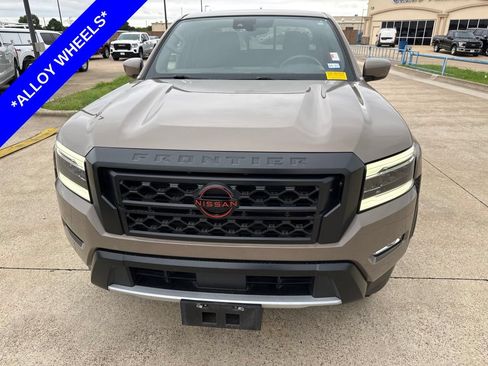 Used 2024 Nissan Frontier Pro-X w/ Technology Package RWD image 2