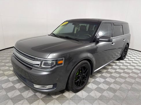 Used 2018 Ford Flex Limited w/ Equipment Group 303A AWD/4WD image 9