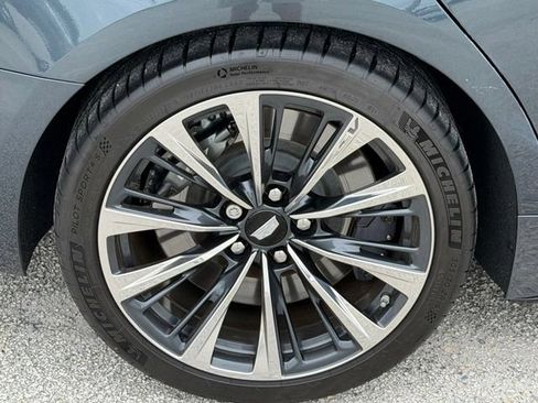 Used 2022 Cadillac CT5 V Blackwing RWD image 12
