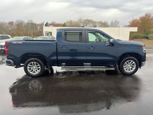 Used 2023 Chevrolet Silverado 1500 LT AWD/4WD image 4