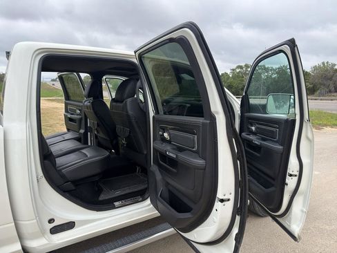 Used 2017 RAM 3500 Laramie Longhorn image 12