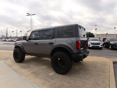 New 2025 Ford Bronco 4-Door image 16