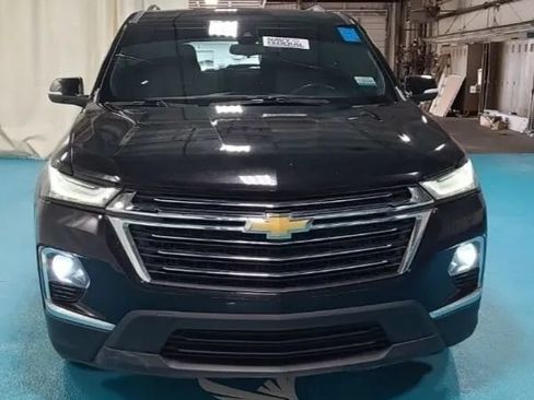 Used 2022 Chevrolet Traverse LT FWD image 4