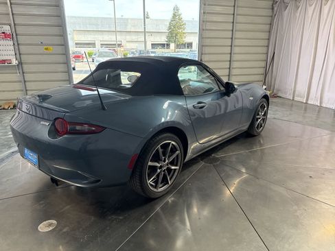 Used 2016 MAZDA MX-5 Miata Grand Touring image 5