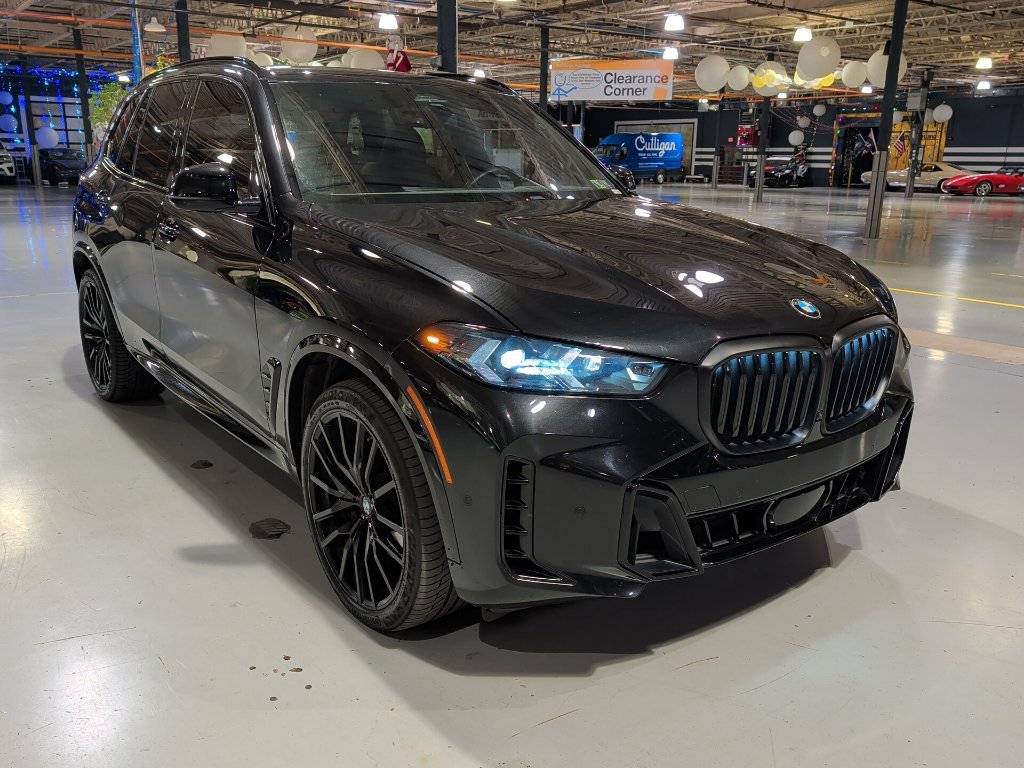 Certified 2024 BMW X5 xDrive40i w/ Executive Package AWD/4WD image 6