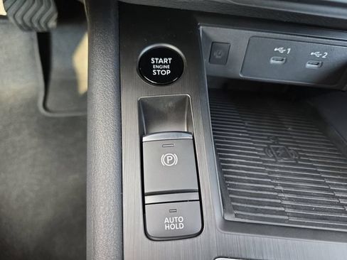 New 2026 Nissan Kicks SV FWD image 28