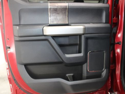 Used 2022 Ford F250 Lariat w/ Lariat Ultimate Package AWD/4WD image 30