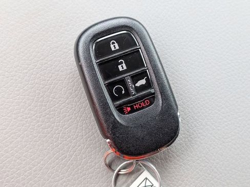 Used 2024 Honda Pilot EX-L image 27