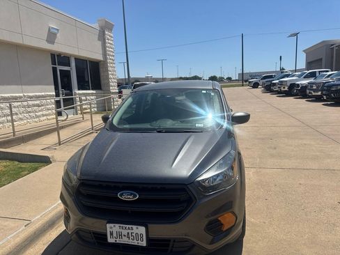 Used 2019 Ford Escape S FWD image 2
