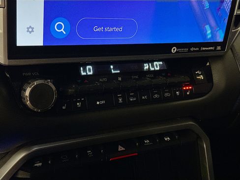 Used 2022 Toyota Tundra Platinum w/ Advanced Package image 24