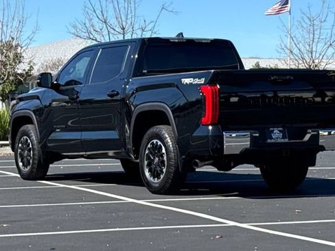 Used 2026 Toyota Tundra SR5 w/ TRD Off-Road Package AWD/4WD image 6