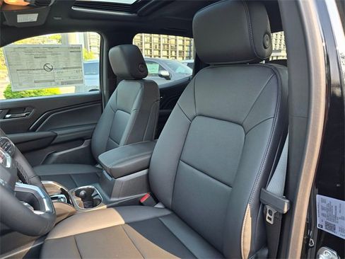 New 2025 GMC Canyon Elevation w/ Convenience Package image 21