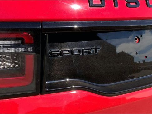 Used 2022 Land Rover Discovery Sport SE R-Dynamic image 33