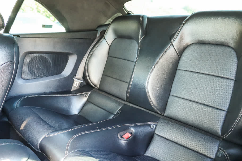 Used 2020 Ford Mustang Premium RWD image 17