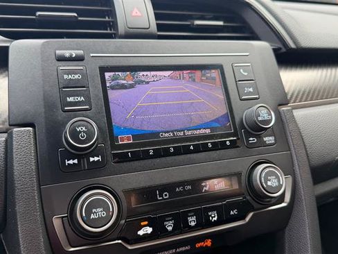 Used 2018 Honda Civic Sport image 40