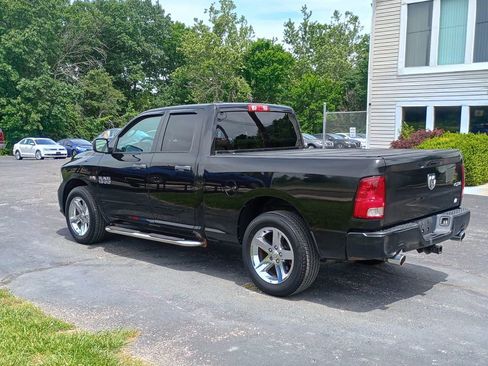 Used 2015 RAM 1500 Express AWD/4WD image 3