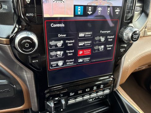 Used 2019 RAM 3500 Limited image 39