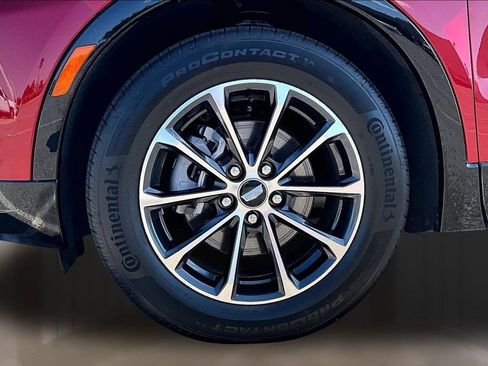 Used 2024 Cadillac XT4 Sport FWD image 8