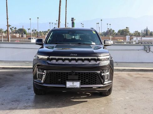 New 2026 Jeep Grand Wagoneer Limited w/ Convenience Group I AWD/4WD image 3