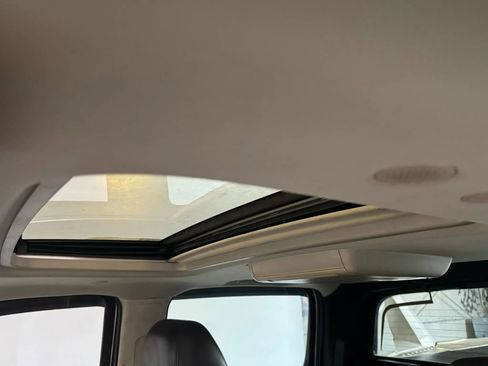 Used 2011 Cadillac Escalade EXT Premium image 25