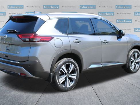 Used 2023 Nissan Rogue SL image 6