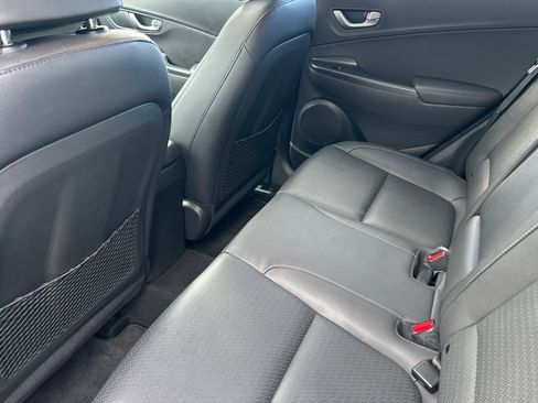 Used 2021 Hyundai Kona Limited w/ Cargo Package image 12