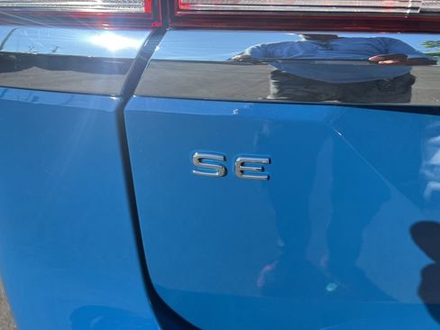 New 2026 Volkswagen Atlas SE image 9