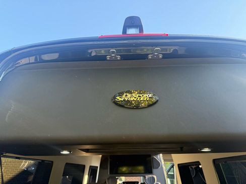 Used 2019 Mercedes-Benz Sprinter 170 image 31