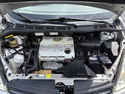 Used 2005 Toyota Sienna XLE FWD image 11