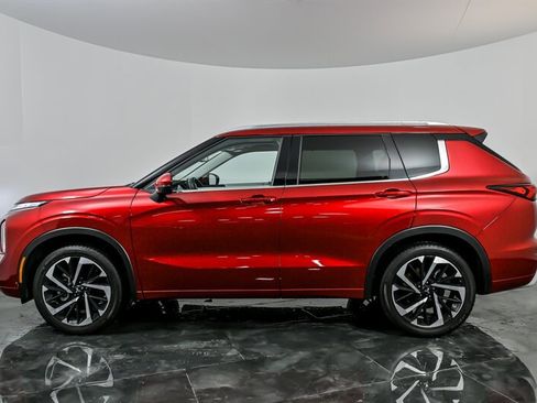 Used 2024 Mitsubishi Outlander SEL image 7