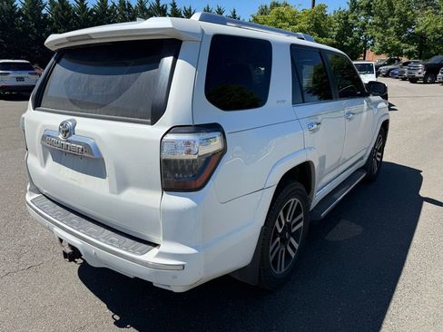 Used 2017 Toyota 4Runner Limited AWD/4WD image 6