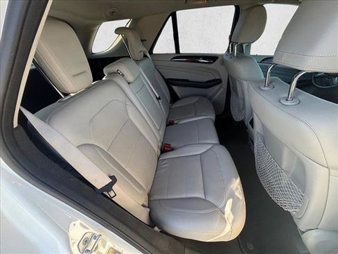Used 2013 Mercedes-Benz ML 350 4MATIC image 22
