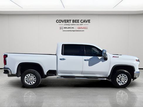 Used 2024 Chevrolet Silverado 2500 LTZ w/ LTZ Premium Package image 11