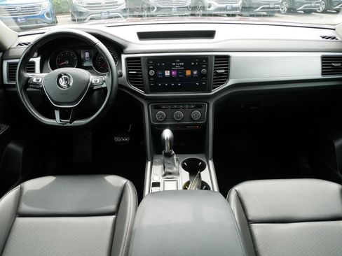 Used 2018 Volkswagen Atlas SE FWD image 10
