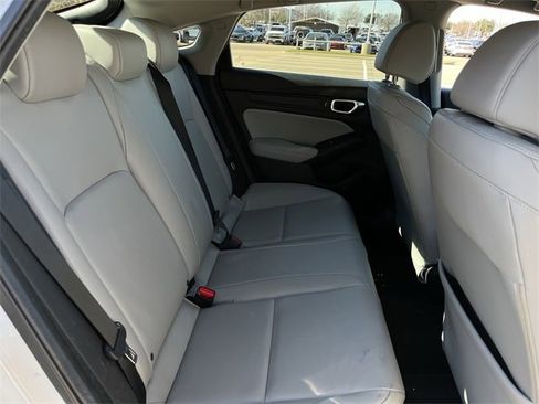 Certified 2025 Acura Integra image 31