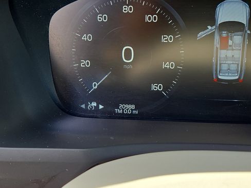 Used 2021 Volvo XC90 T6 Momentum w/ Advanced Package AWD/4WD image 21