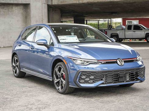 New 2026 Volkswagen GTI SE FWD image 3