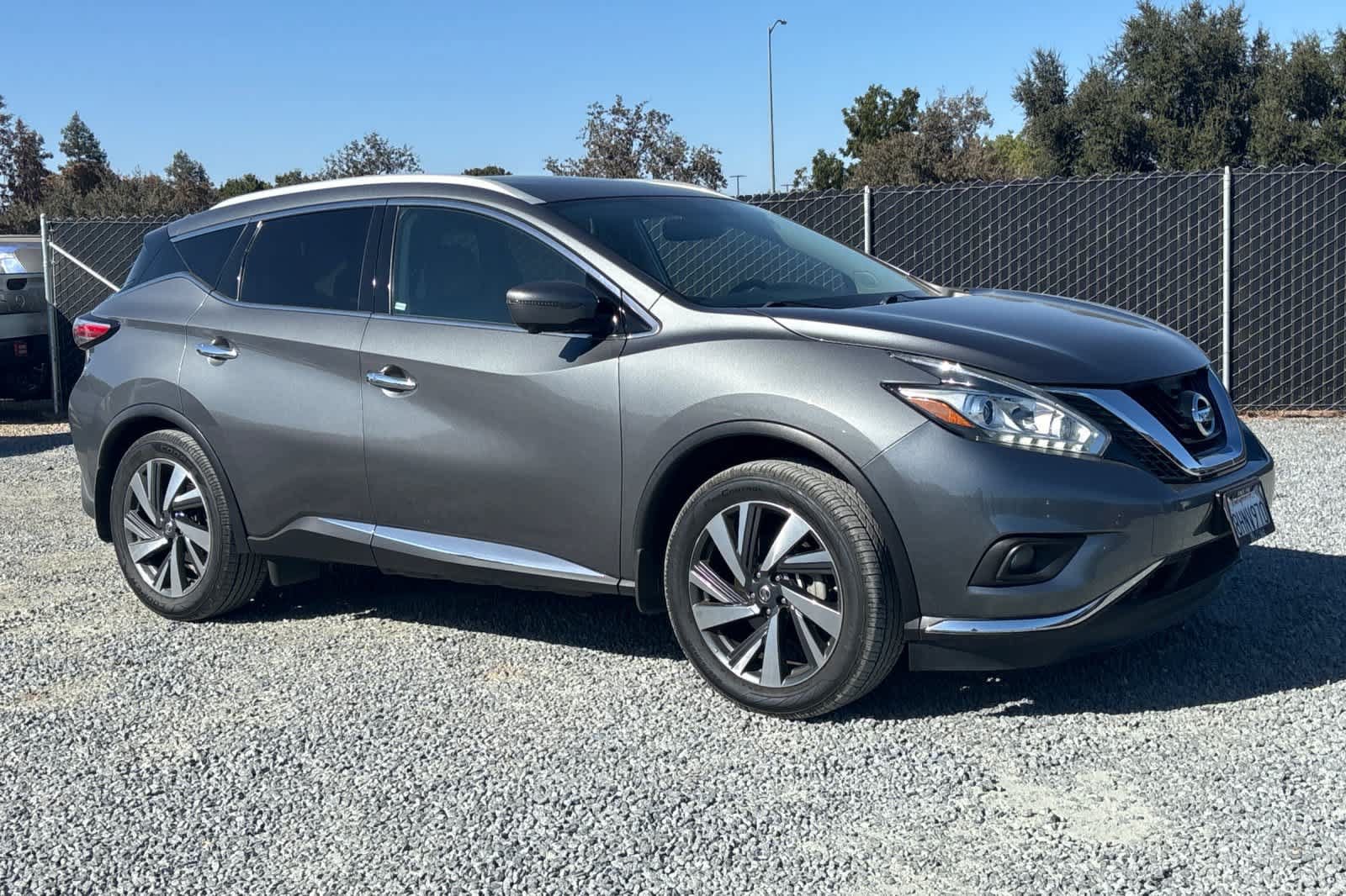 Used 2018 Nissan Murano Platinum w/ Cargo Package FWD image 10